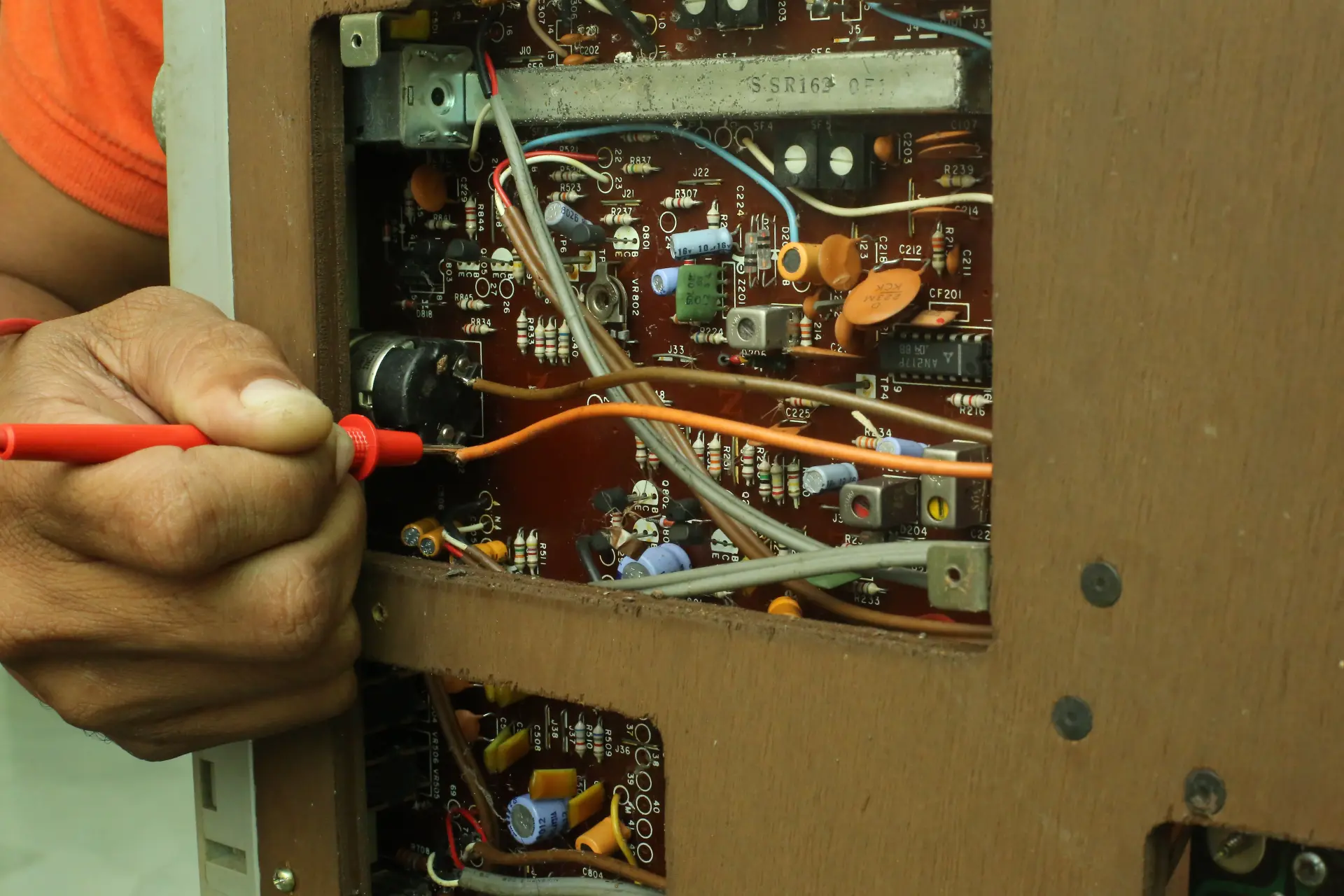 How a Commercial Electrician Helps You Save on Energy Bills